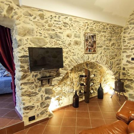 Casa Bertagna Leilighet Rocchetta Nervina Eksteriør bilde